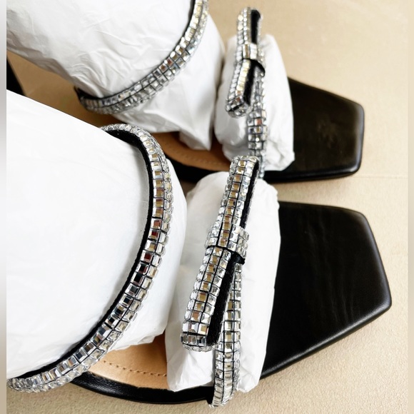 Schutz Earla Heels - Picture 7 of 17